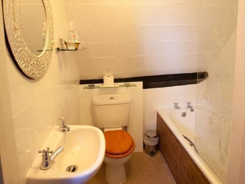 The Witney Guest House Buitenkant foto